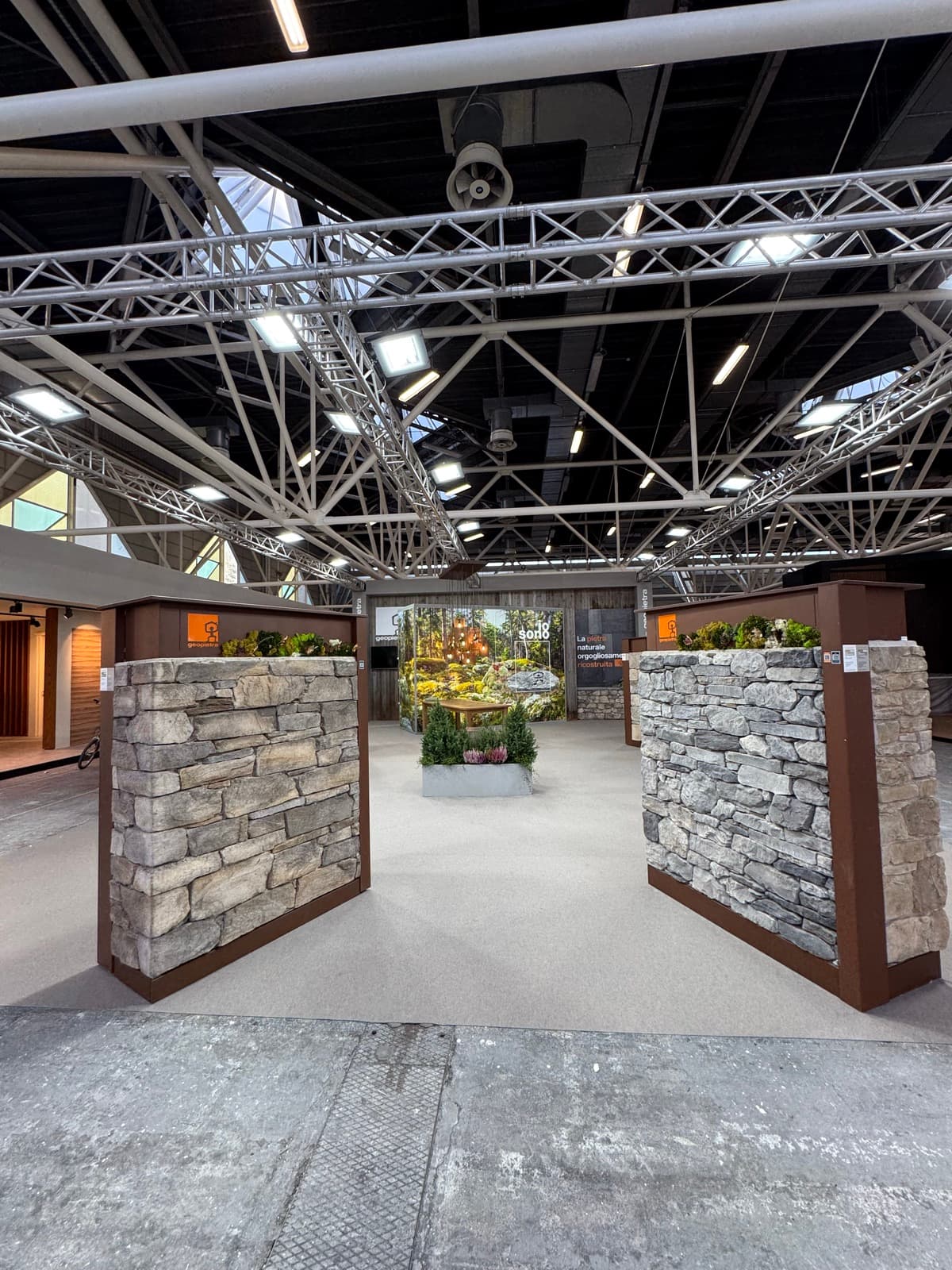 Geopietra stone cladding walls