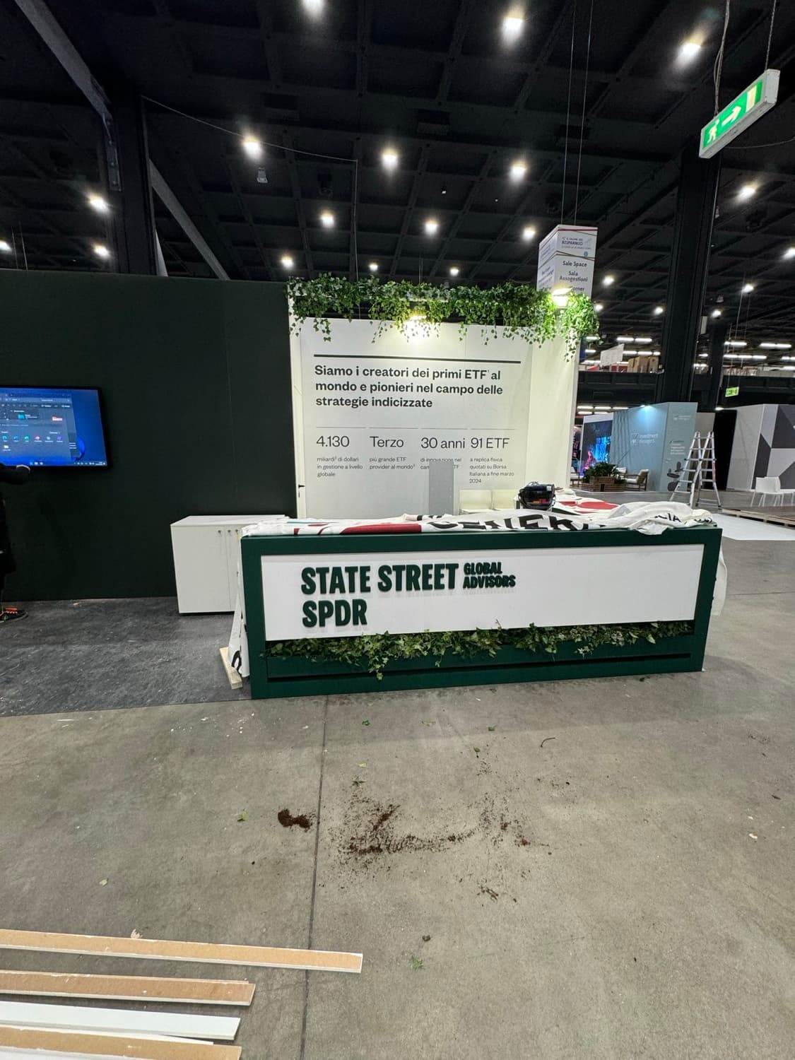 State Street Global Advisors / SPDR stand
