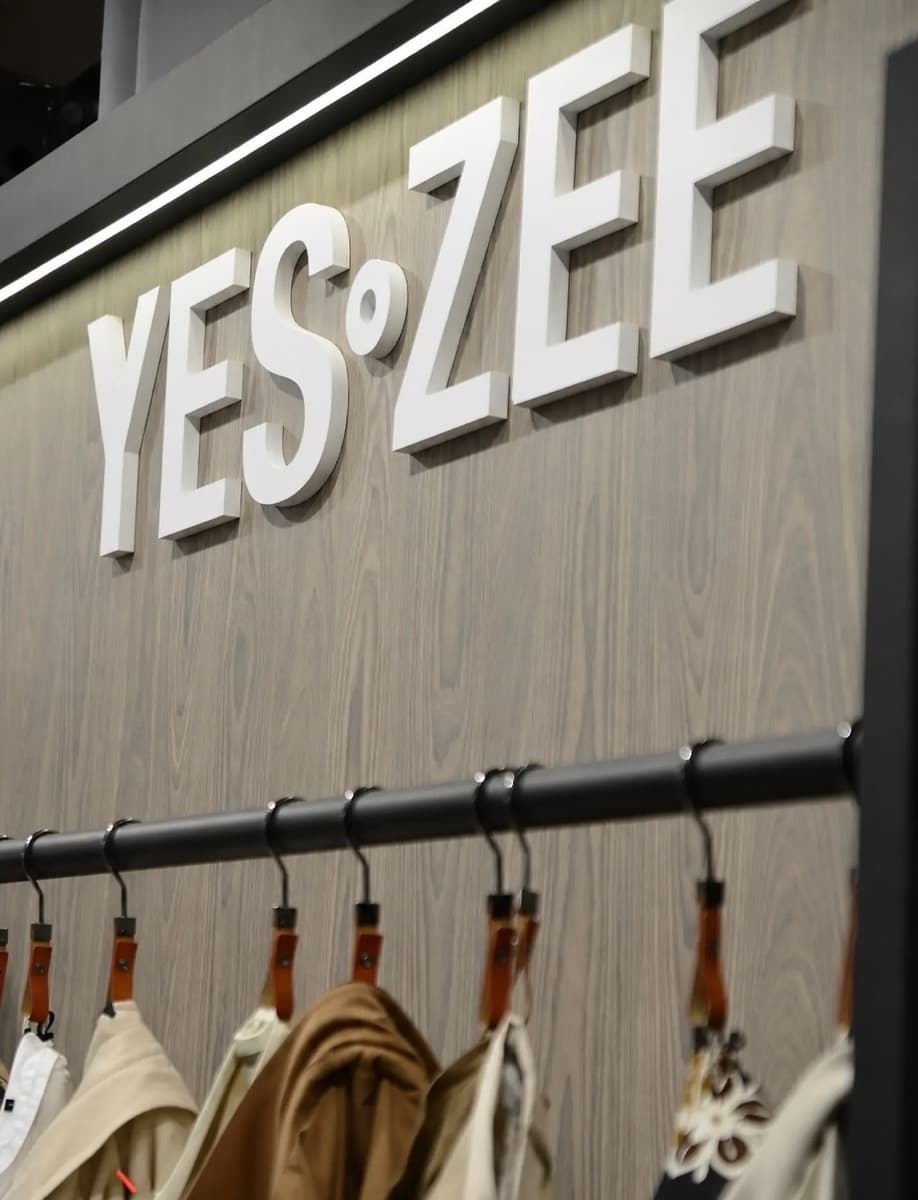 YES ZEE brand wall detail
